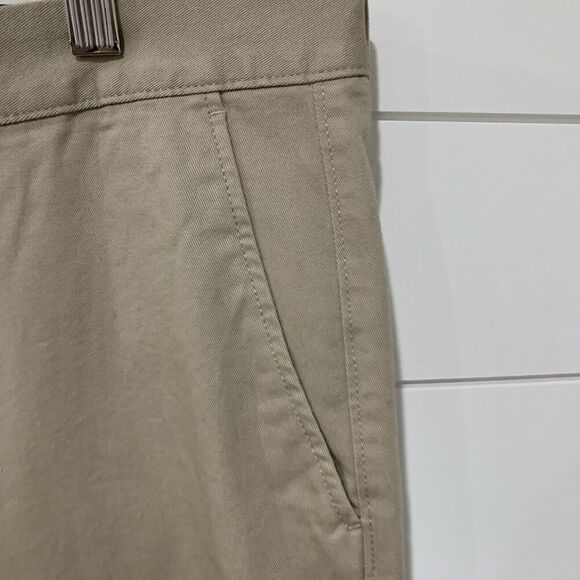 J. Crew Factory | Khakis Straight Flex Men's NWT- Size 36 x 29.5 - Picture 4 of 10